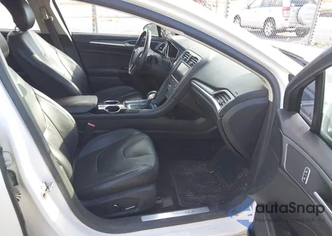 2013 Ford Fusion Titanium z USA, uszkodzony, nr VIN 3FA6P0D98DR211246